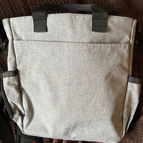 🎉2/25$ Skip Hop diaper bag🐨 - Picture 6 of 14